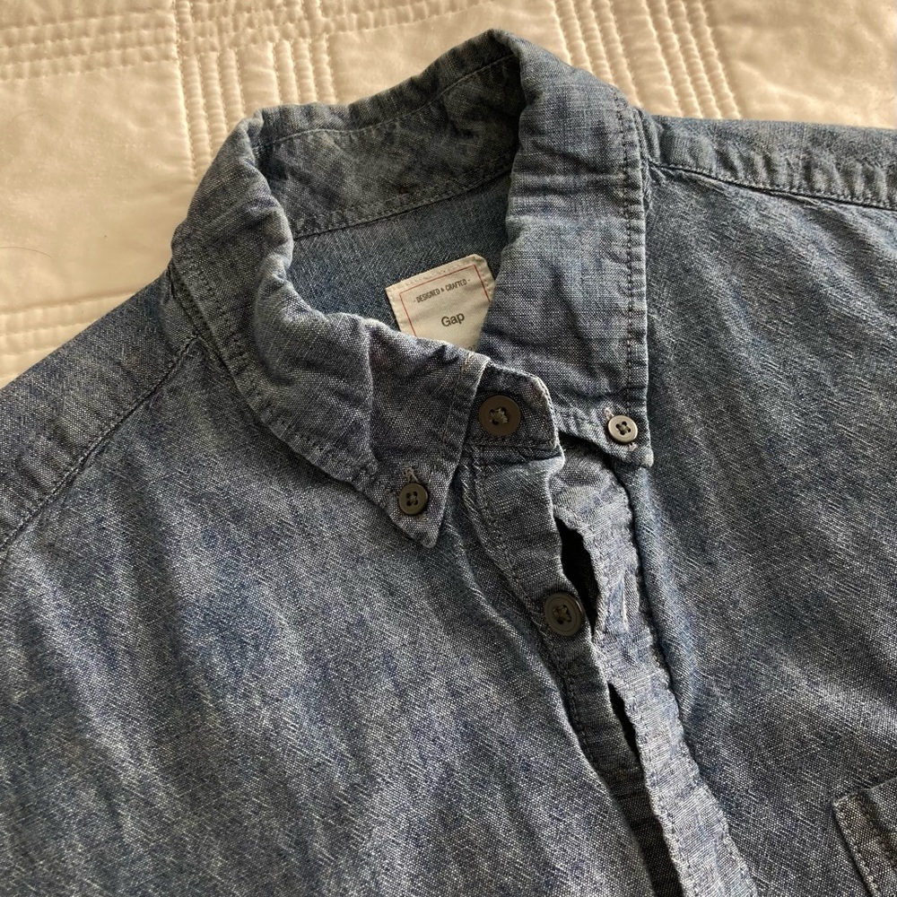 Gap Chambray Button-Down Shirt, M, Navy Blue Casual Shirt